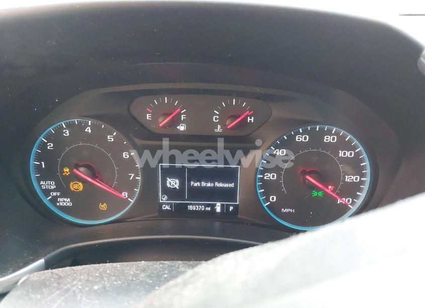 Photo 7 of 2018 Chevrolet Equinox LT (VIN 3GNAXJEV4JL362788)