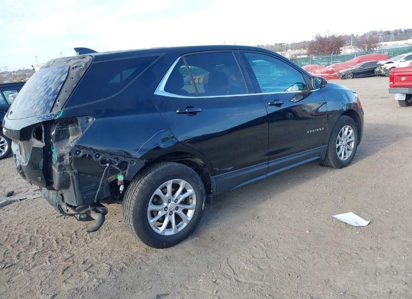 Photo 4 of 2018 Chevrolet Equinox LT (VIN 3GNAXJEV4JL380384)