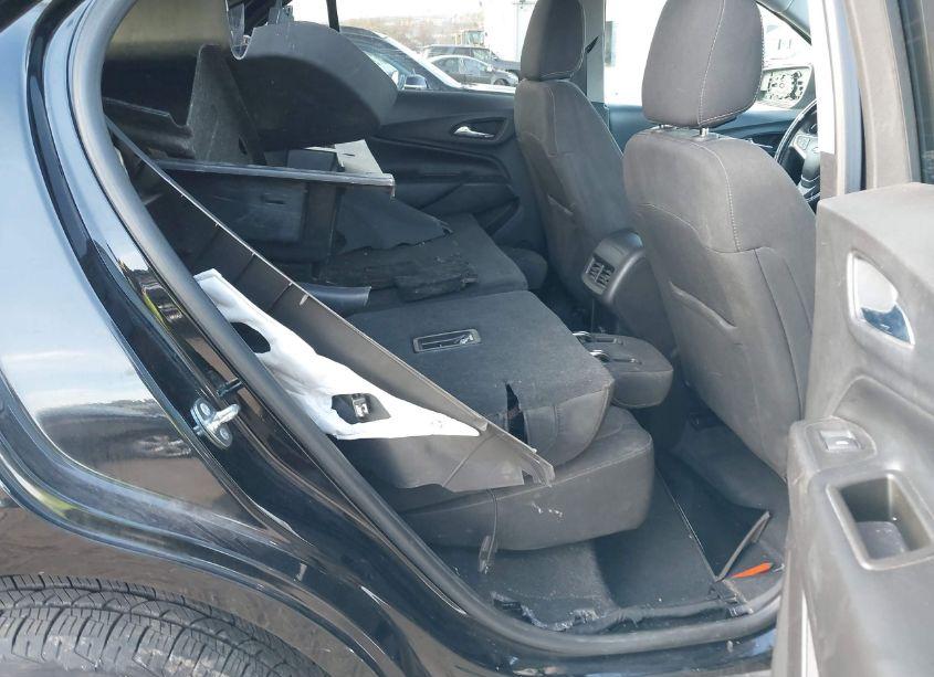 Photo 8 of 2018 Chevrolet Equinox LT (VIN 3GNAXJEV4JL380384)