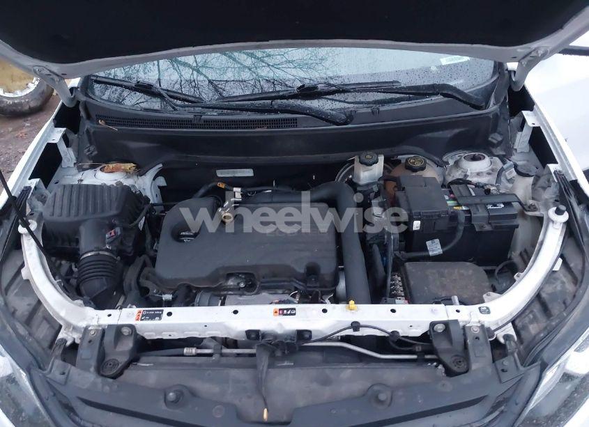 Photo 10 of 2018 Chevrolet Equinox LT (VIN 3GNAXJEV4JL400892)