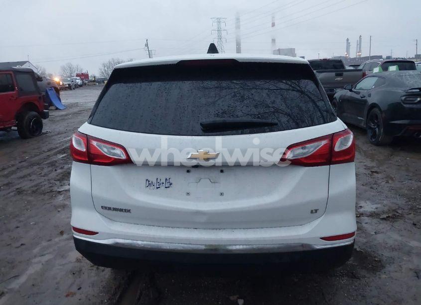 Photo 17 of 2018 Chevrolet Equinox LT (VIN 3GNAXJEV4JL400892)