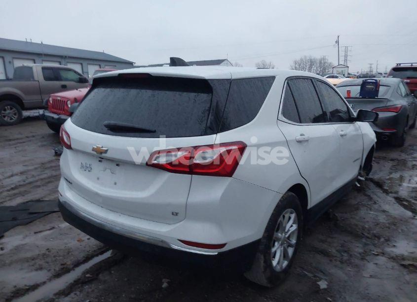 Photo 4 of 2018 Chevrolet Equinox LT (VIN 3GNAXJEV4JL400892)