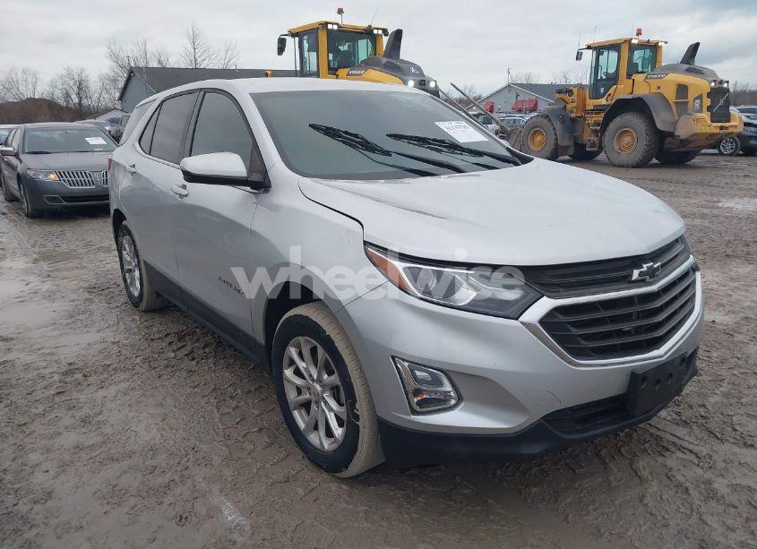 2018 Chevrolet Equinox LT (VIN 3GNAXJEV4JS502215) main photo