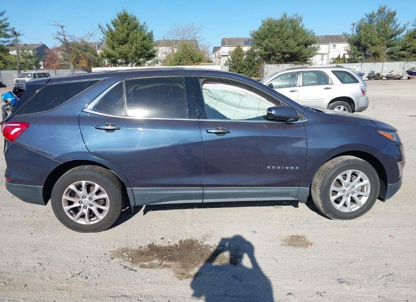 Photo 13 of 2018 Chevrolet Equinox LT (VIN 3GNAXJEV4JS527373)