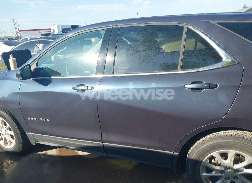 Photo 14 of 2018 Chevrolet Equinox LT (VIN 3GNAXJEV4JS533612)