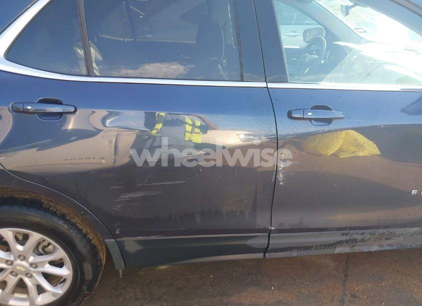 Photo 17 of 2018 Chevrolet Equinox LT (VIN 3GNAXJEV4JS533612)