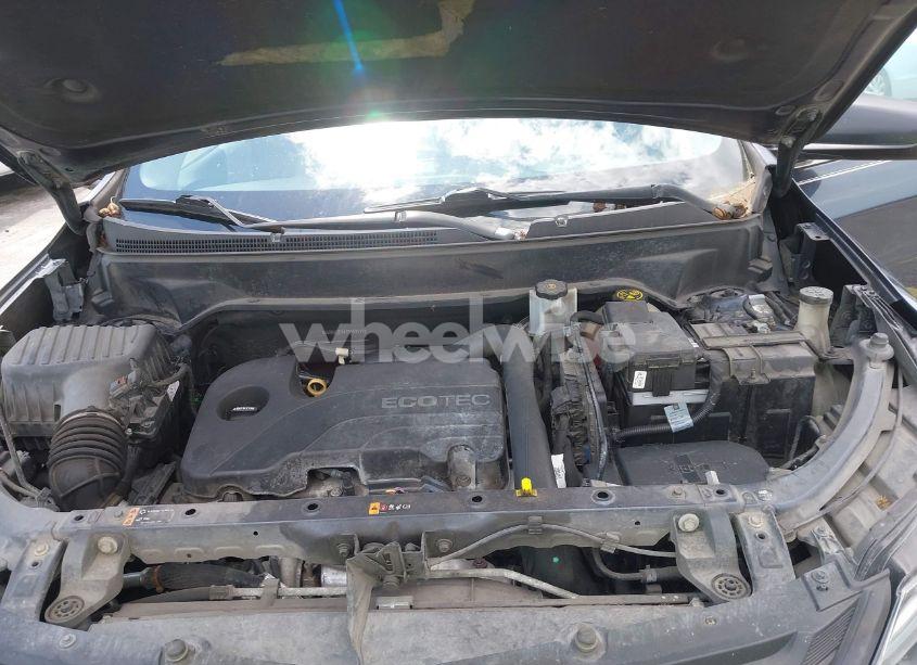 Photo 10 of 2018 Chevrolet Equinox LT (VIN 3GNAXJEV4JS543119)