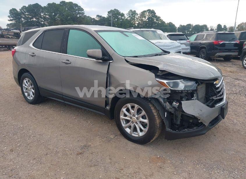 2018 Chevrolet Equinox LT (VIN 3GNAXJEV4JS581496) main photo