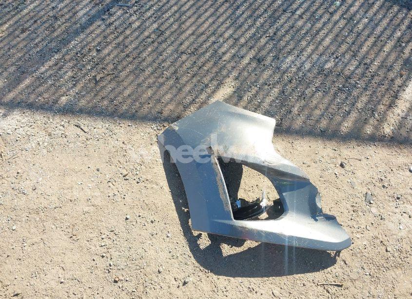 Photo 12 of 2018 Chevrolet Equinox LT (VIN 3GNAXJEV4JS581496)