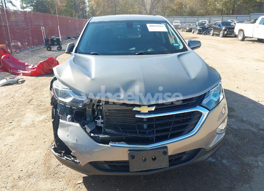 Photo 13 of 2018 Chevrolet Equinox LT (VIN 3GNAXJEV4JS581496)