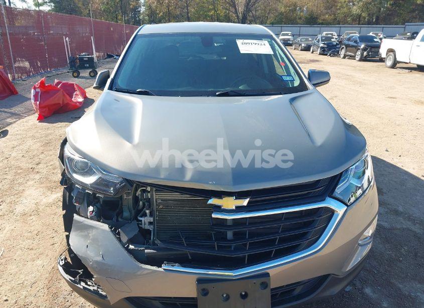 Photo 6 of 2018 Chevrolet Equinox LT (VIN 3GNAXJEV4JS581496)
