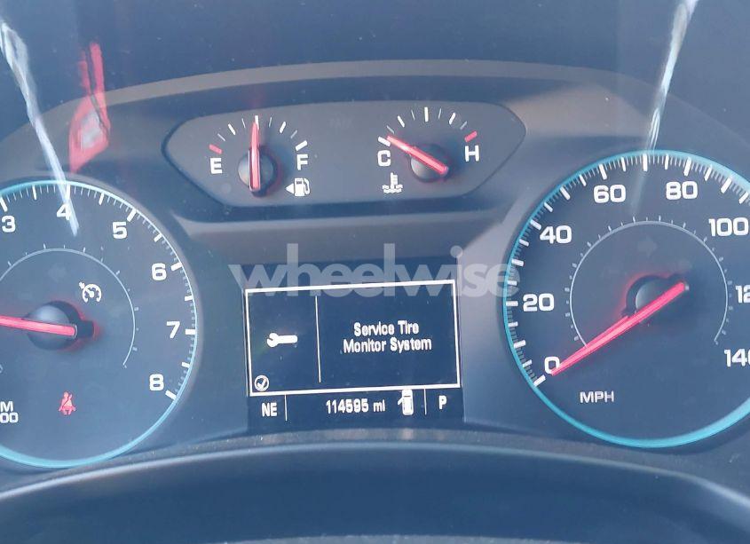 Photo 7 of 2018 Chevrolet Equinox LT (VIN 3GNAXJEV4JS581496)