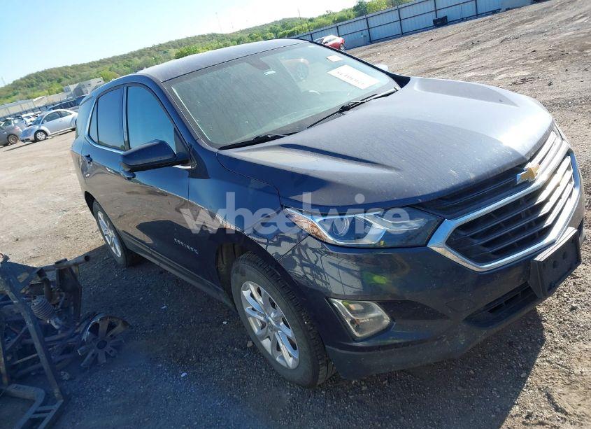 2018 Chevrolet Equinox LT (VIN 3GNAXJEV4JS582034) main photo