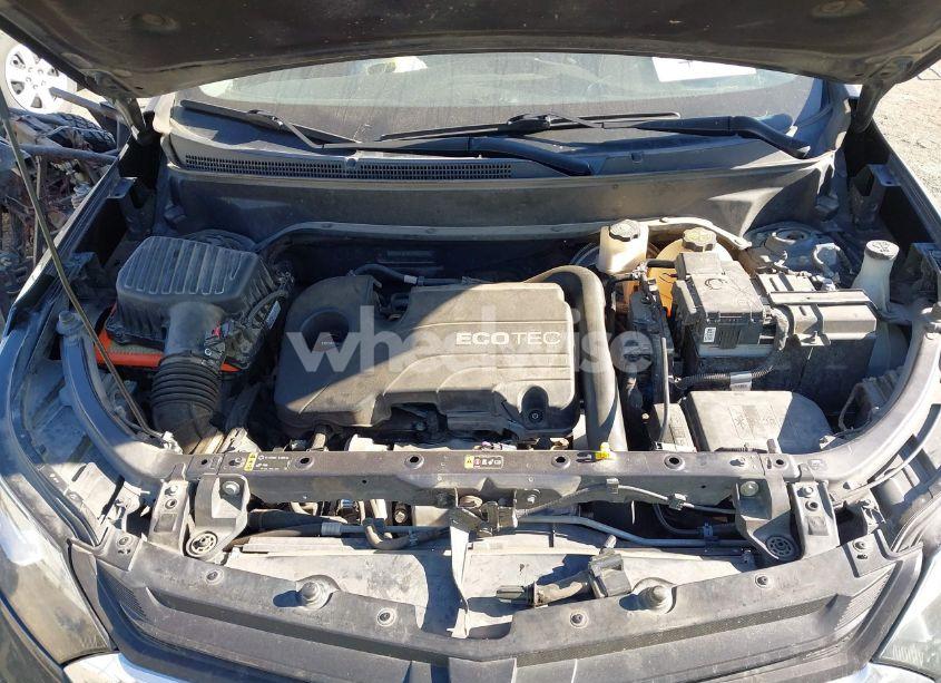 Photo 10 of 2018 Chevrolet Equinox LT (VIN 3GNAXJEV4JS582034)