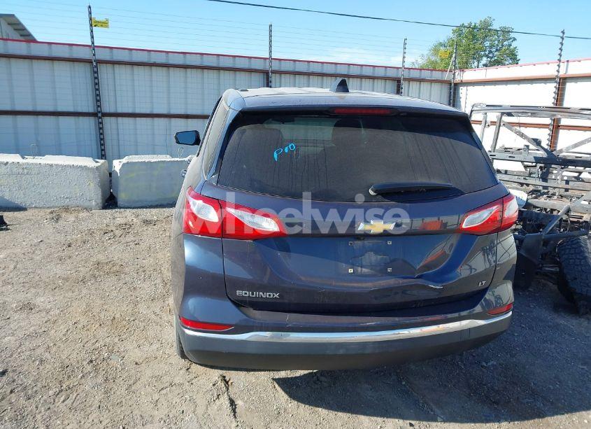 Photo 15 of 2018 Chevrolet Equinox LT (VIN 3GNAXJEV4JS582034)