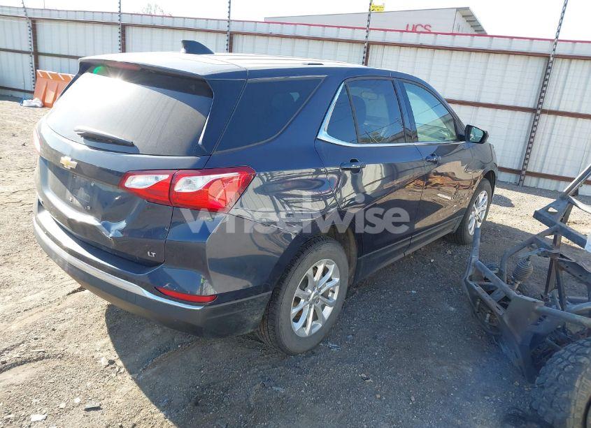 Photo 4 of 2018 Chevrolet Equinox LT (VIN 3GNAXJEV4JS582034)