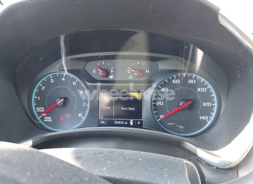 Photo 7 of 2018 Chevrolet Equinox LT (VIN 3GNAXJEV4JS582034)