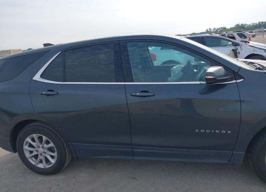 Photo 13 of 2018 Chevrolet Equinox LT (VIN 3GNAXJEV4JS584205)