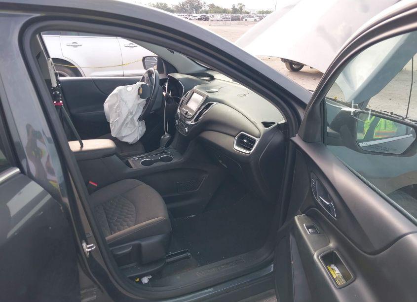 Photo 5 of 2018 Chevrolet Equinox LT (VIN 3GNAXJEV4JS584205)