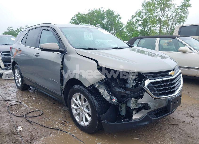 2018 Chevrolet Equinox LT (VIN 3GNAXJEV4JS624556) main photo