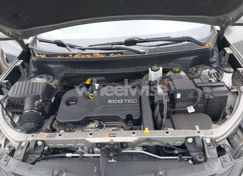 Photo 10 of 2018 Chevrolet Equinox LT (VIN 3GNAXJEV4JS624556)