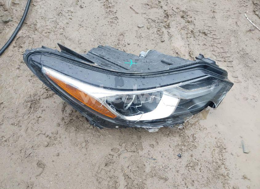 Photo 12 of 2018 Chevrolet Equinox LT (VIN 3GNAXJEV4JS624556)