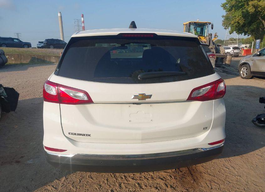 Photo 16 of 2018 Chevrolet Equinox LT (VIN 3GNAXJEV4JS642653)