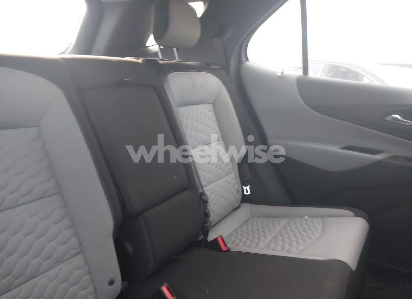 Photo 8 of 2019 Chevrolet Equinox LT (VIN 3GNAXJEV4KL336550)