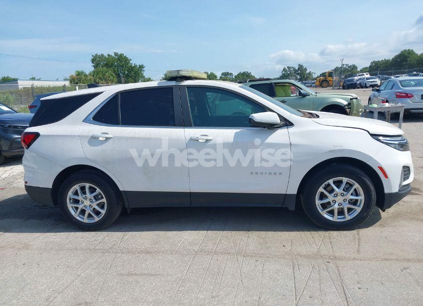 Photo 13 of 2022 Chevrolet Equinox FWD 2FL (VIN 3GNAXJEV4NL133078)