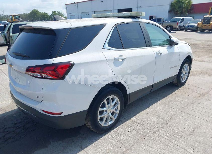 Photo 4 of 2022 Chevrolet Equinox FWD 2FL (VIN 3GNAXJEV4NL133078)
