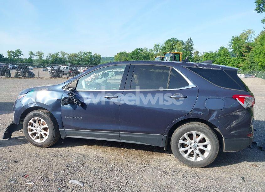 Photo 15 of 2018 Chevrolet Equinox LT (VIN 3GNAXJEV5JL383892)