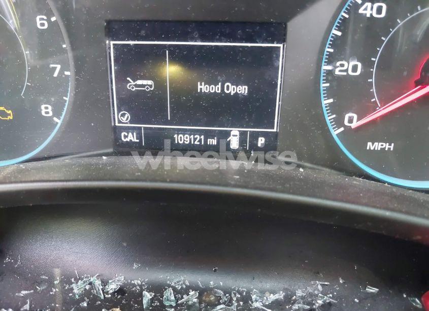 Photo 16 of 2018 Chevrolet Equinox LT (VIN 3GNAXJEV5JL383892)