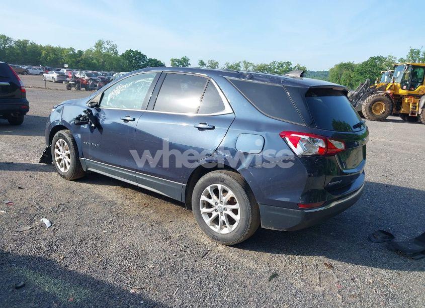 Photo 3 of 2018 Chevrolet Equinox LT (VIN 3GNAXJEV5JL383892)