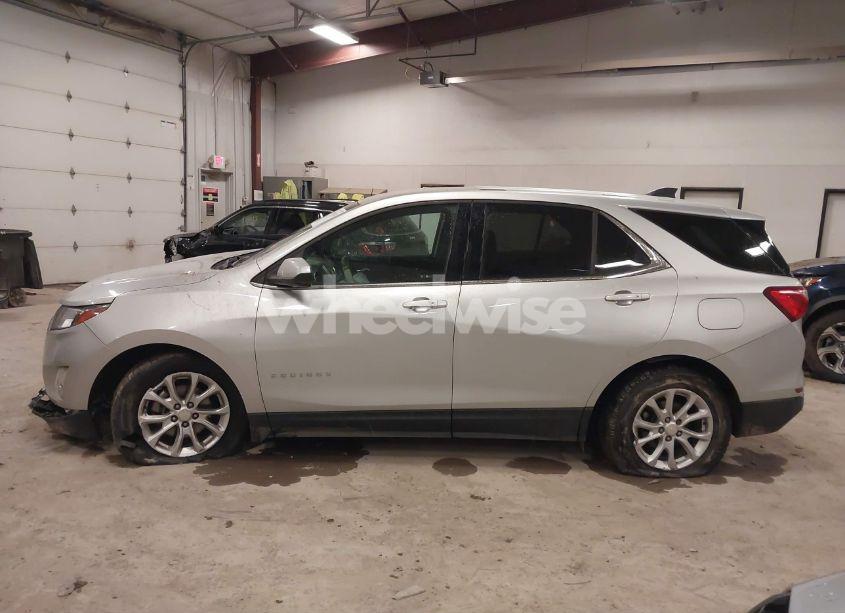 Photo 14 of 2018 Chevrolet Equinox LT (VIN 3GNAXJEV5JS534736)