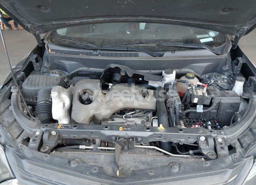 Photo 10 of 2018 Chevrolet Equinox LT (VIN 3GNAXJEV5JS550502)