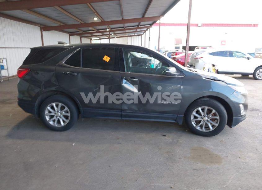 Photo 12 of 2018 Chevrolet Equinox LT (VIN 3GNAXJEV5JS550502)
