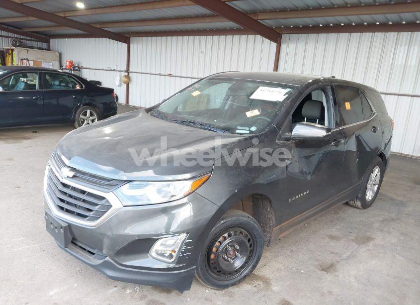 Photo 6 of 2018 Chevrolet Equinox LT (VIN 3GNAXJEV5JS550502)