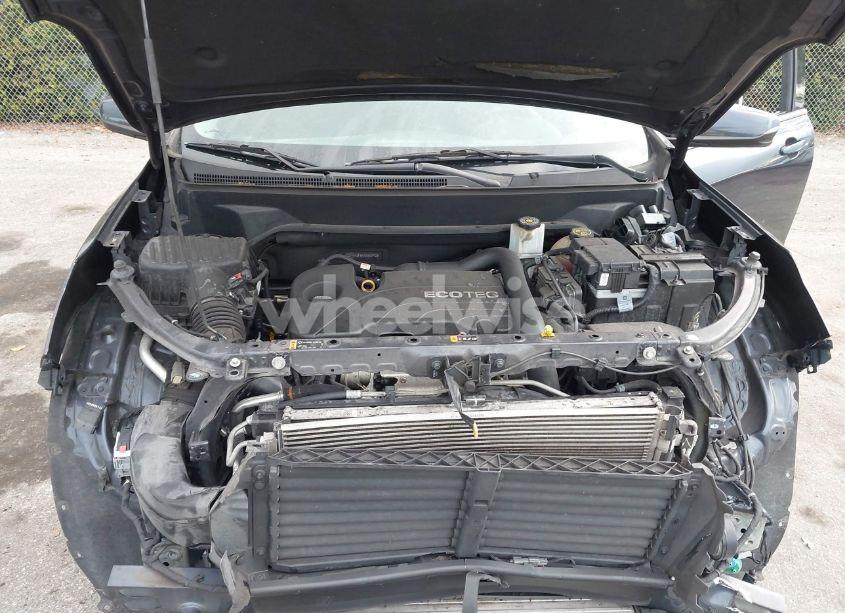 Photo 10 of 2018 Chevrolet Equinox LT (VIN 3GNAXJEV5JS560592)