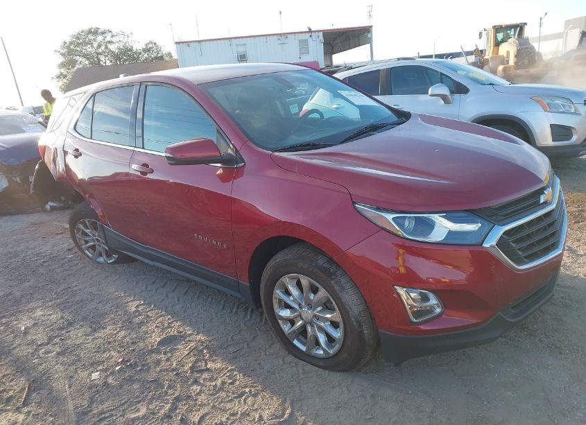 2018 Chevrolet Equinox LT (VIN 3GNAXJEV5JS562536) main photo