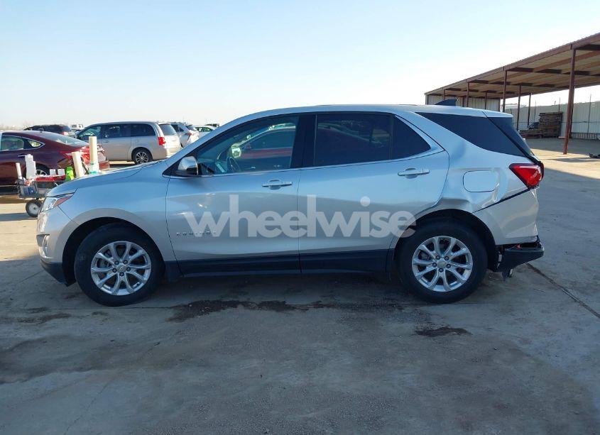 Photo 14 of 2018 Chevrolet Equinox LT (VIN 3GNAXJEV5JS564190)