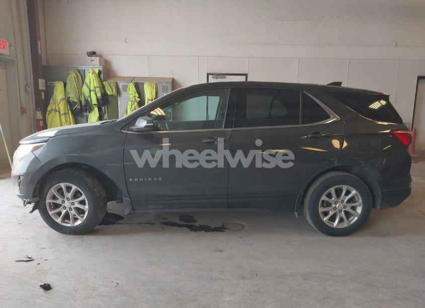Photo 14 of 2018 Chevrolet Equinox LT (VIN 3GNAXJEV5JS569101)