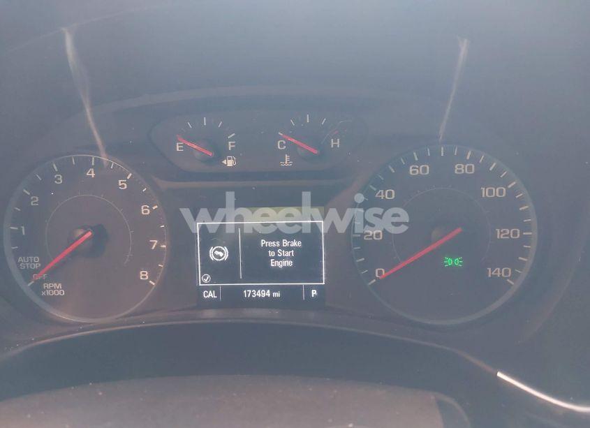 Photo 7 of 2018 Chevrolet Equinox LT (VIN 3GNAXJEV5JS569101)