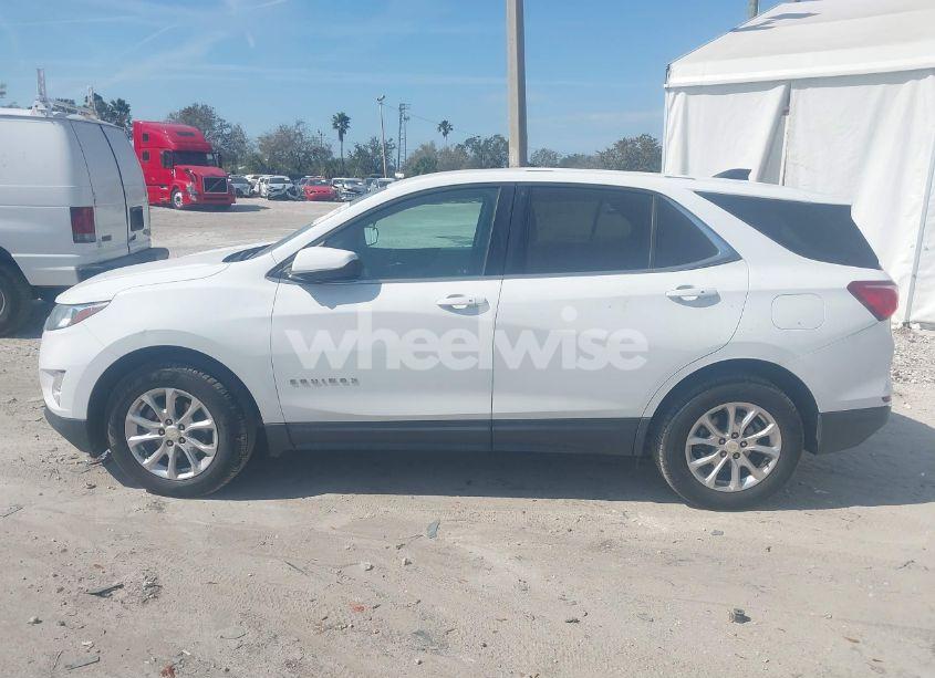 Photo 14 of 2018 Chevrolet Equinox LT (VIN 3GNAXJEV5JS634061)