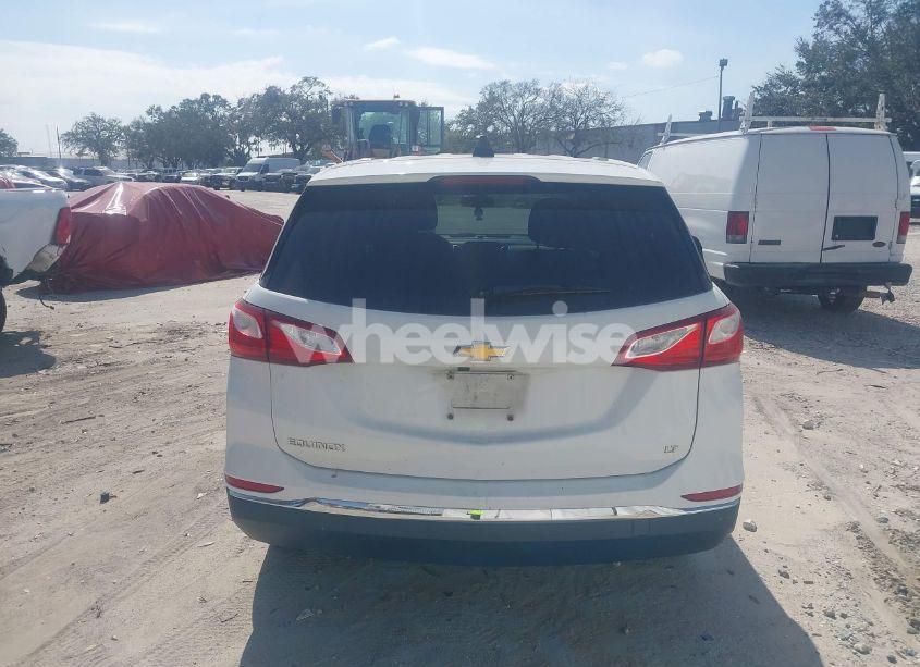 Photo 16 of 2018 Chevrolet Equinox LT (VIN 3GNAXJEV5JS634061)