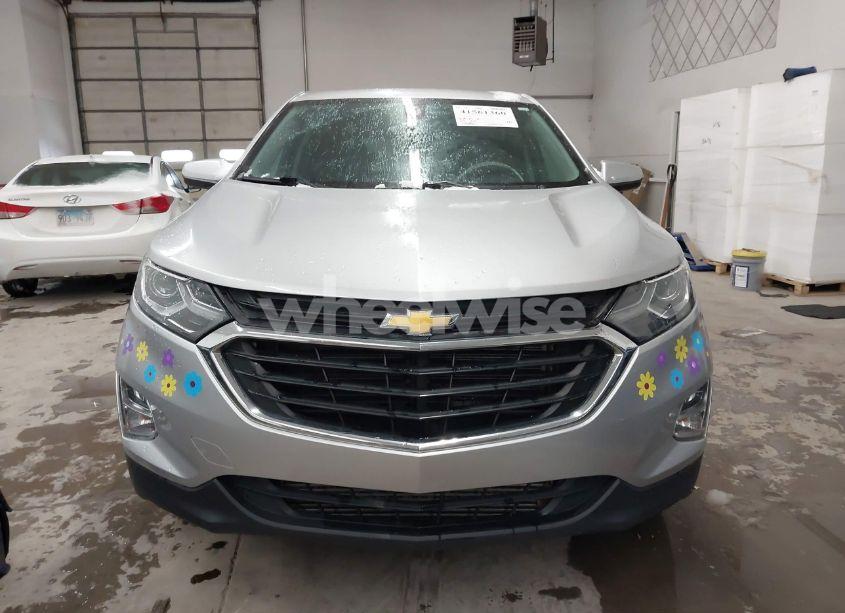 Photo 12 of 2018 Chevrolet Equinox LT (VIN 3GNAXJEV5JS645481)