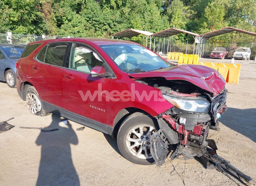 2018 Chevrolet Equinox LT (VIN 3GNAXJEV6JL103302) main photo