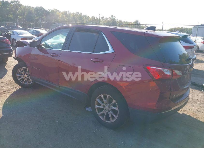 Photo 3 of 2018 Chevrolet Equinox LT (VIN 3GNAXJEV6JL103302)