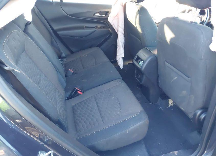 Photo 8 of 2018 Chevrolet Equinox LT (VIN 3GNAXJEV6JS556969)