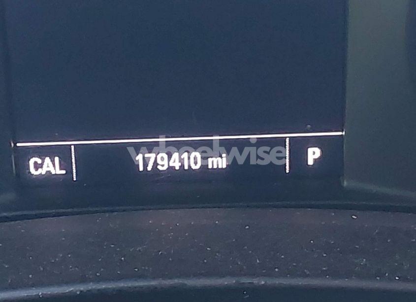 Photo 16 of 2018 Chevrolet Equinox LT (VIN 3GNAXJEV6JS630679)