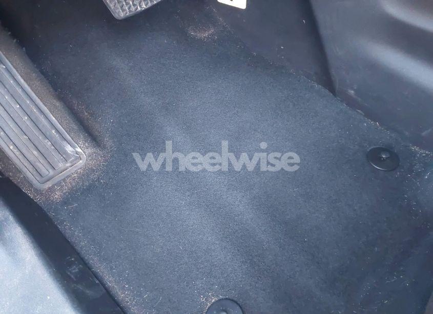 Photo 18 of 2018 Chevrolet Equinox LT (VIN 3GNAXJEV6JS630679)